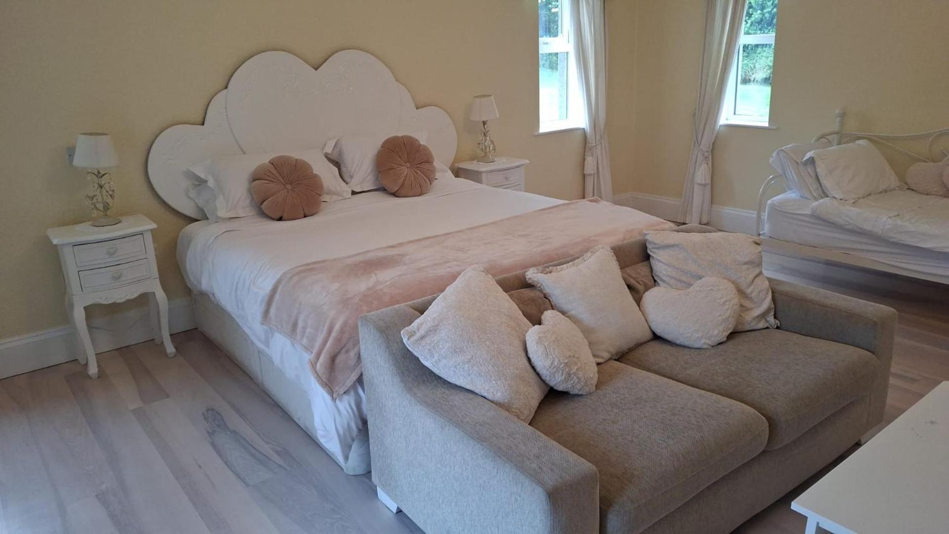 Stabannan Deeside Manor Bed & Breakfast エクステリア 写真